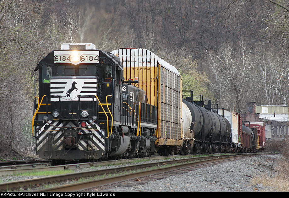 NS SD40-2 #6184